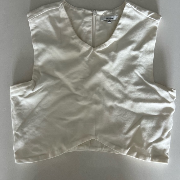 Aritzia Talula Manzanita Crop Tank in Cream - Picture 2 of 3